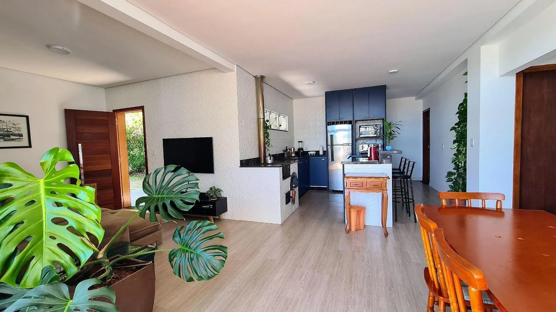 Casa Com Piscina E Terraco Proximo A Praia Penha